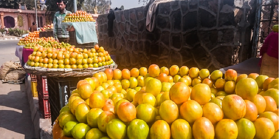 वसन्तपञ्चमी पर्वः केशोर र बयरको बजार जम्दै