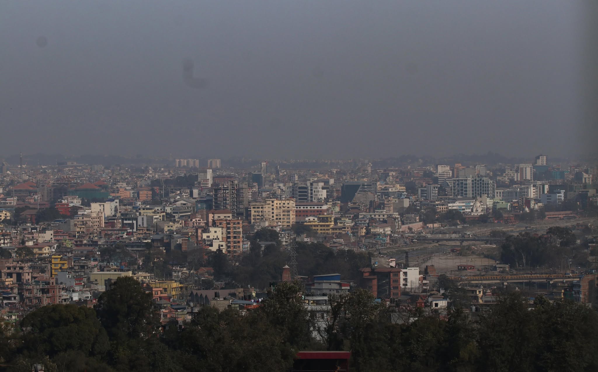 वायु प्रदूषणको तह बढेसँगै काठमाडौंसहित आठ सहर अस्वस्थकर