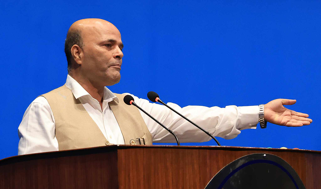 सांसद अमरेश सिंहको प्रश्न: नीलम ढुंगानालाई महिला भएकाले गभर्नर बनाउन नमिलेको हो ?