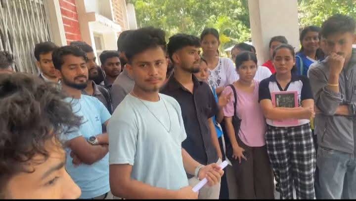 देशभरका क़ृषि क्याम्पसमा ताला लाग्यो