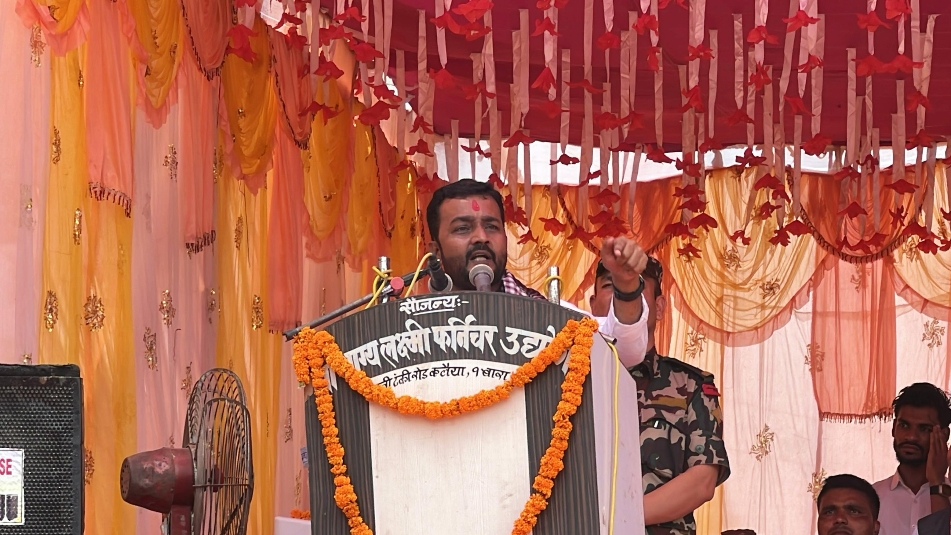 मन्त्री यादव भन्छन खानेपानी तथा सरसफाइ क्षेत्रमा उल्लेखनीय प्रगति भइरहेको छ