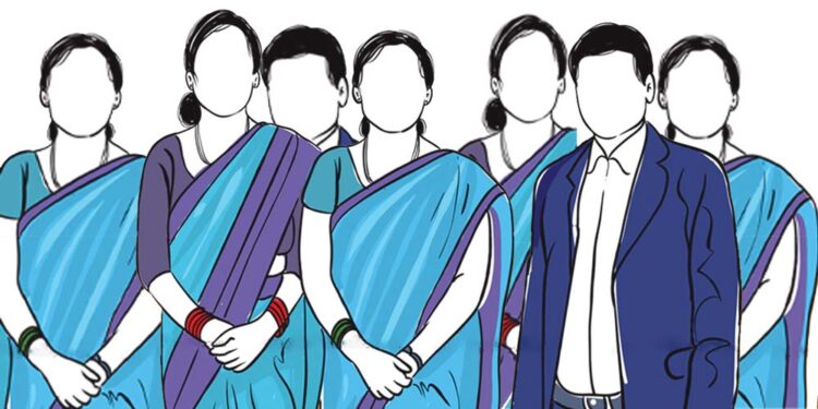 निजामती कर्मचारीले   कुनै राजनीतिक दल र नेताहरूको पक्ष विपक्षमा टिप्पणी गर्न नपाउने