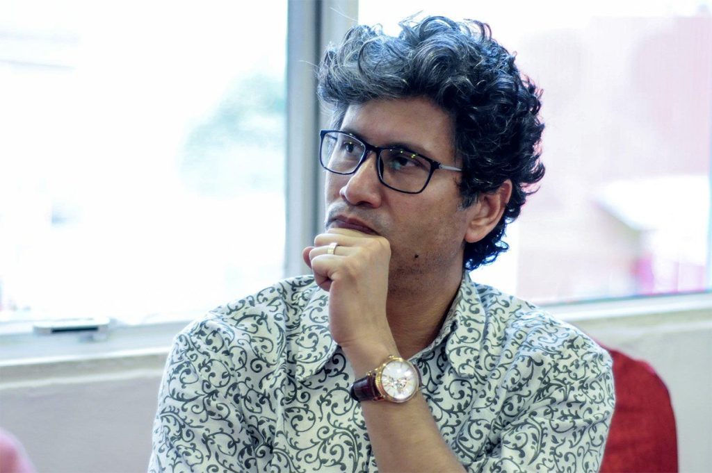 पत्रकार दिलभूषण पाठक अदालतमा उपस्थित, आजै बयान लिने तयारी