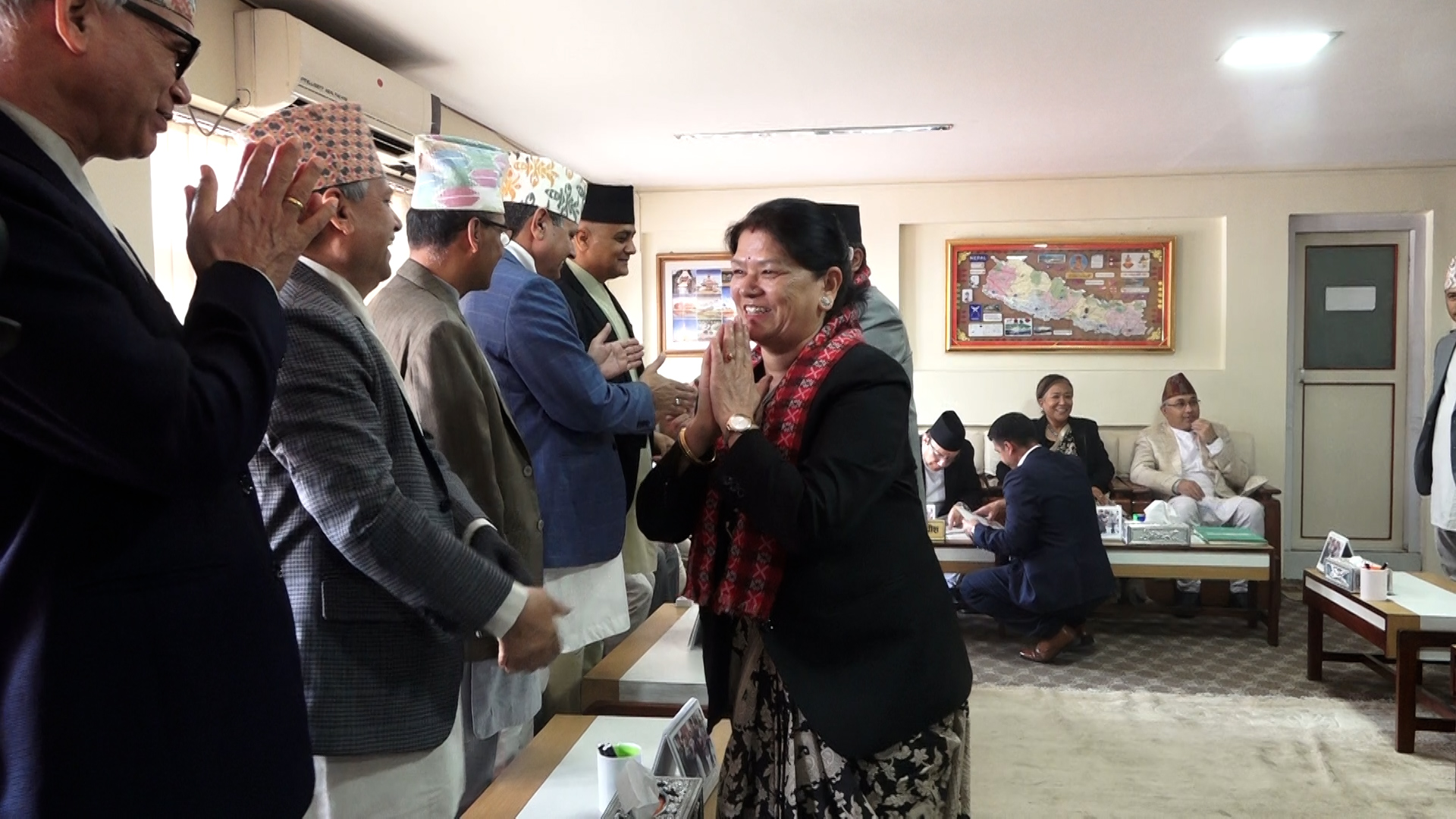 नवनियुक्त न्यायाधीशहरूले गरे शपथ ग्रहण 