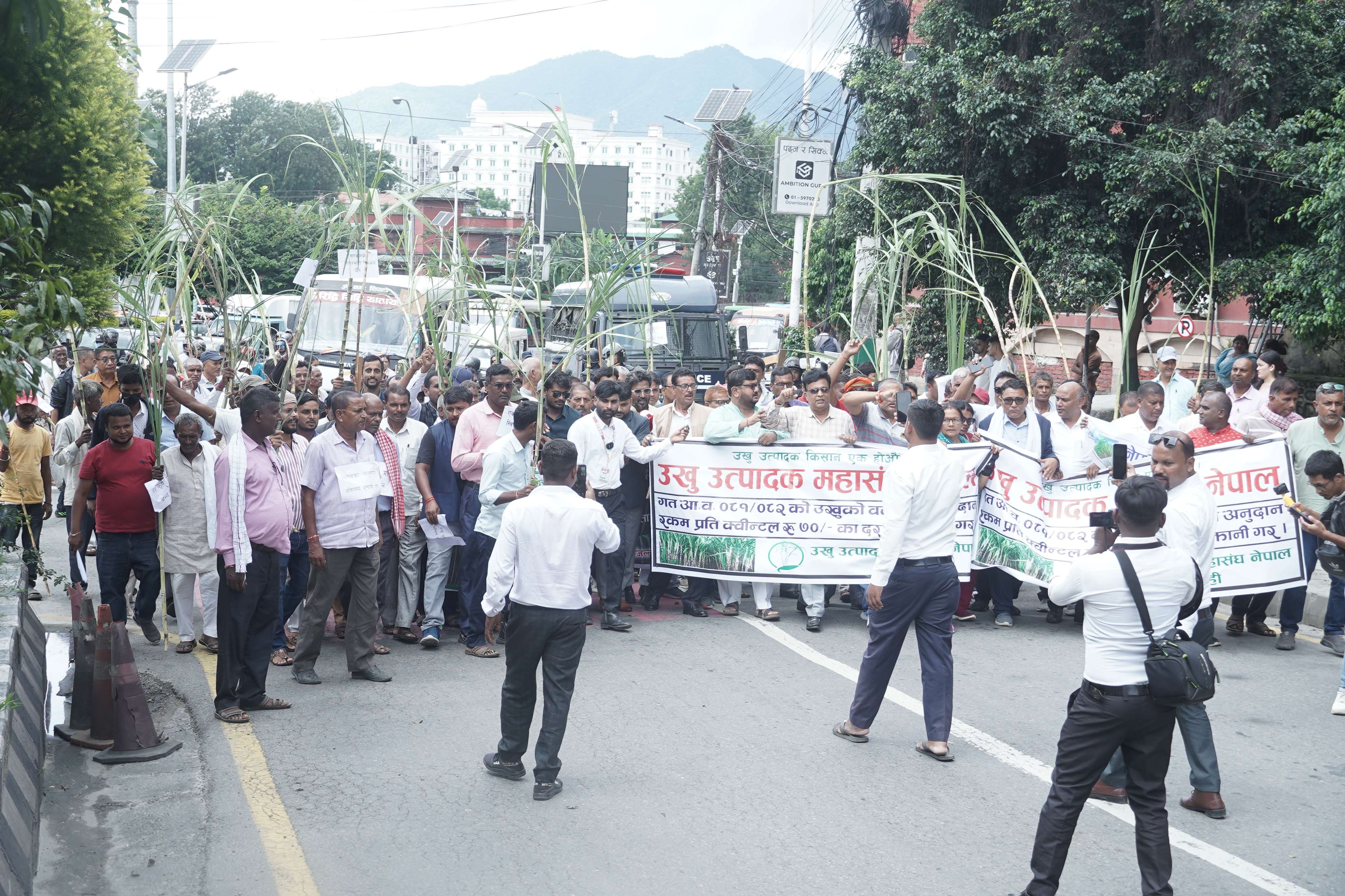 उखु किसान फेरि सडकमा, काठमाडौंमा प्रदर्शन 