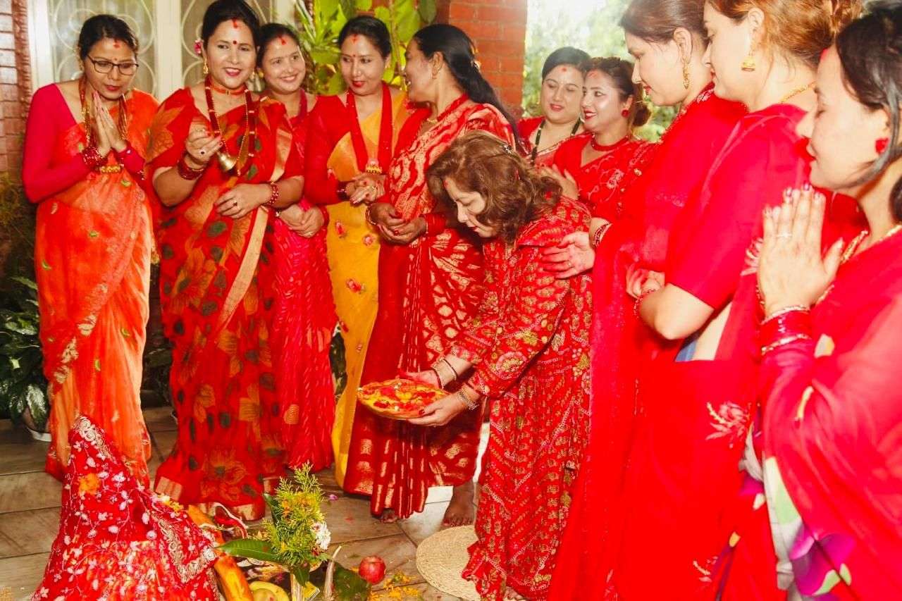 परराष्ट्रमन्त्री डा राणाले बुढानीलकण्ठस्थित निवासमा भित्र्याइन् गौरा 