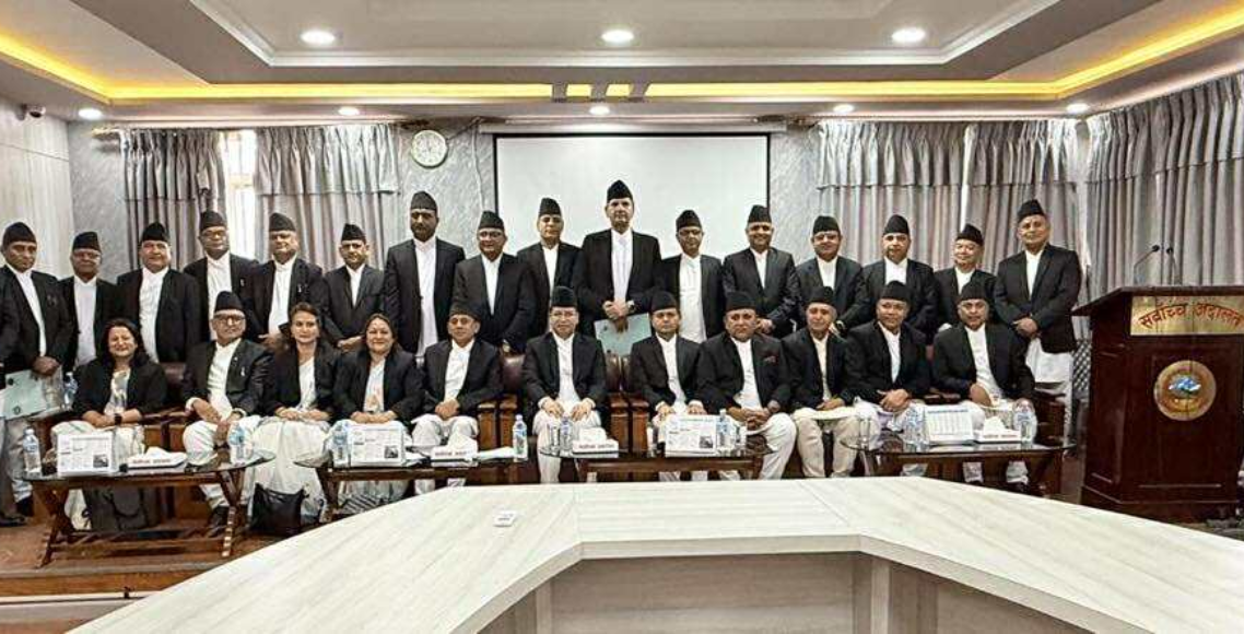 उच्च अदालतका २७ जना न्यायाधीशले लिए शपथ, एक महिना तालिममा जाने