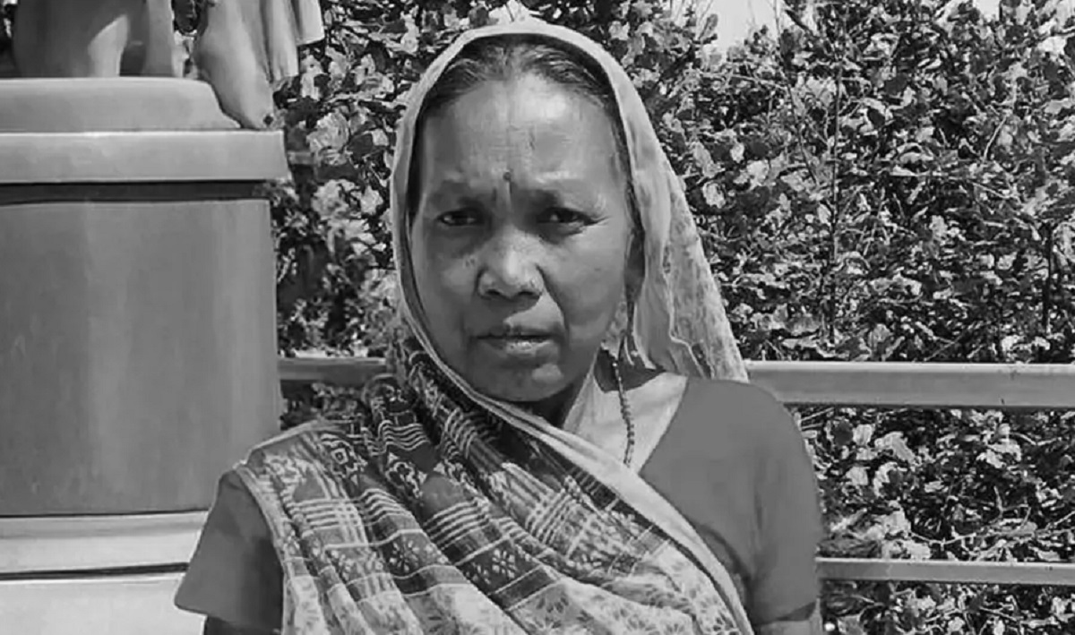 क्रिकेटर ललित राजवंशीकी आमाको निधन