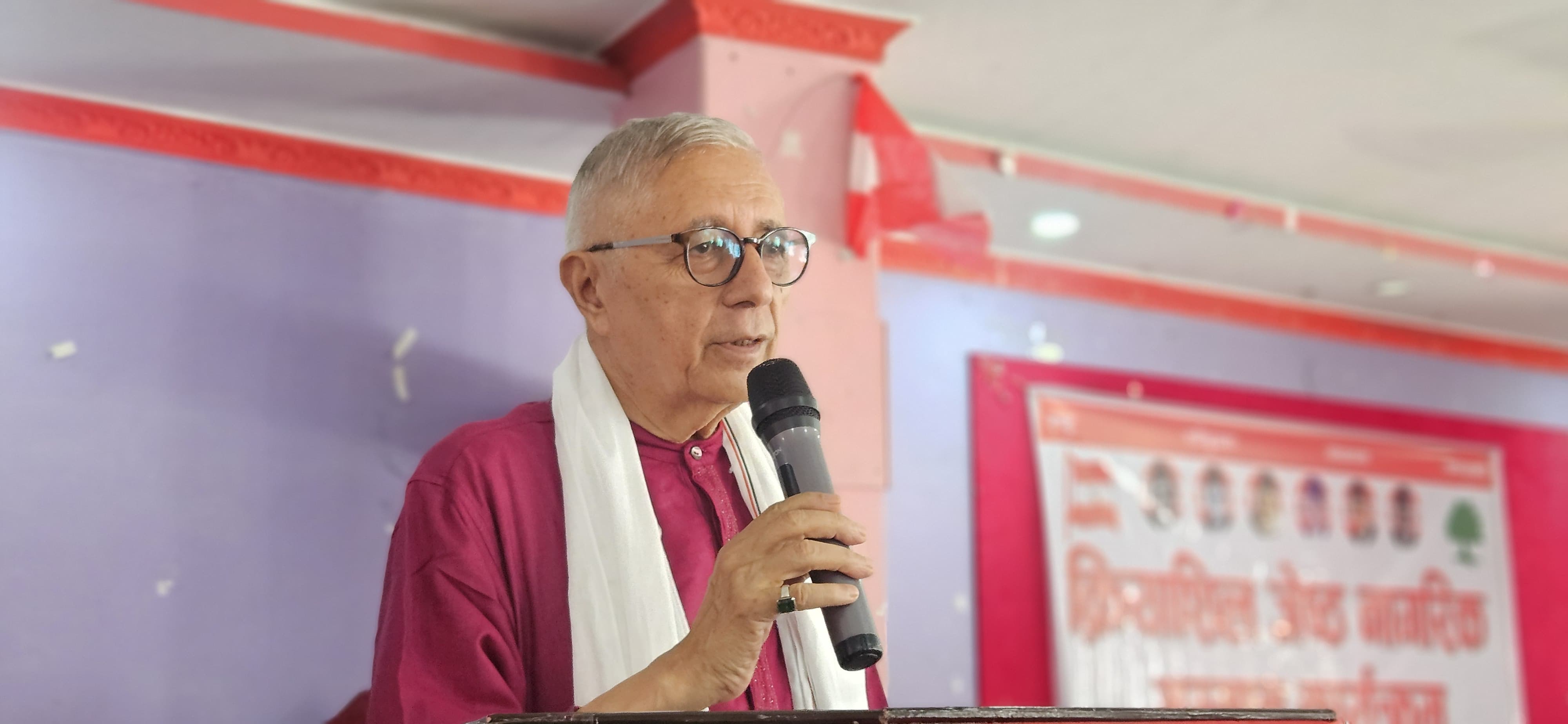 जेन्जी पुस्तालाई कांग्रेससँग नजोडे लोकतन्त्र र पार्टी दुवै कमजोर हुन्छ : डा शेखर कोइराला