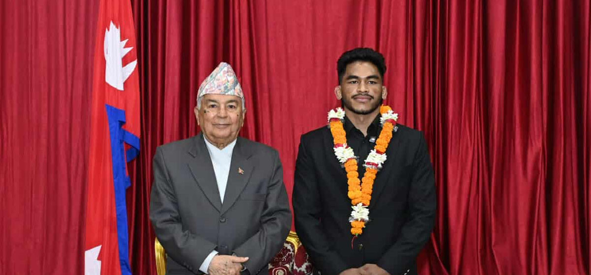 ‘बझाङको बाघ’ रविन्द्र ढाँटलाई राष्ट्रपति पौडेलको सम्मान