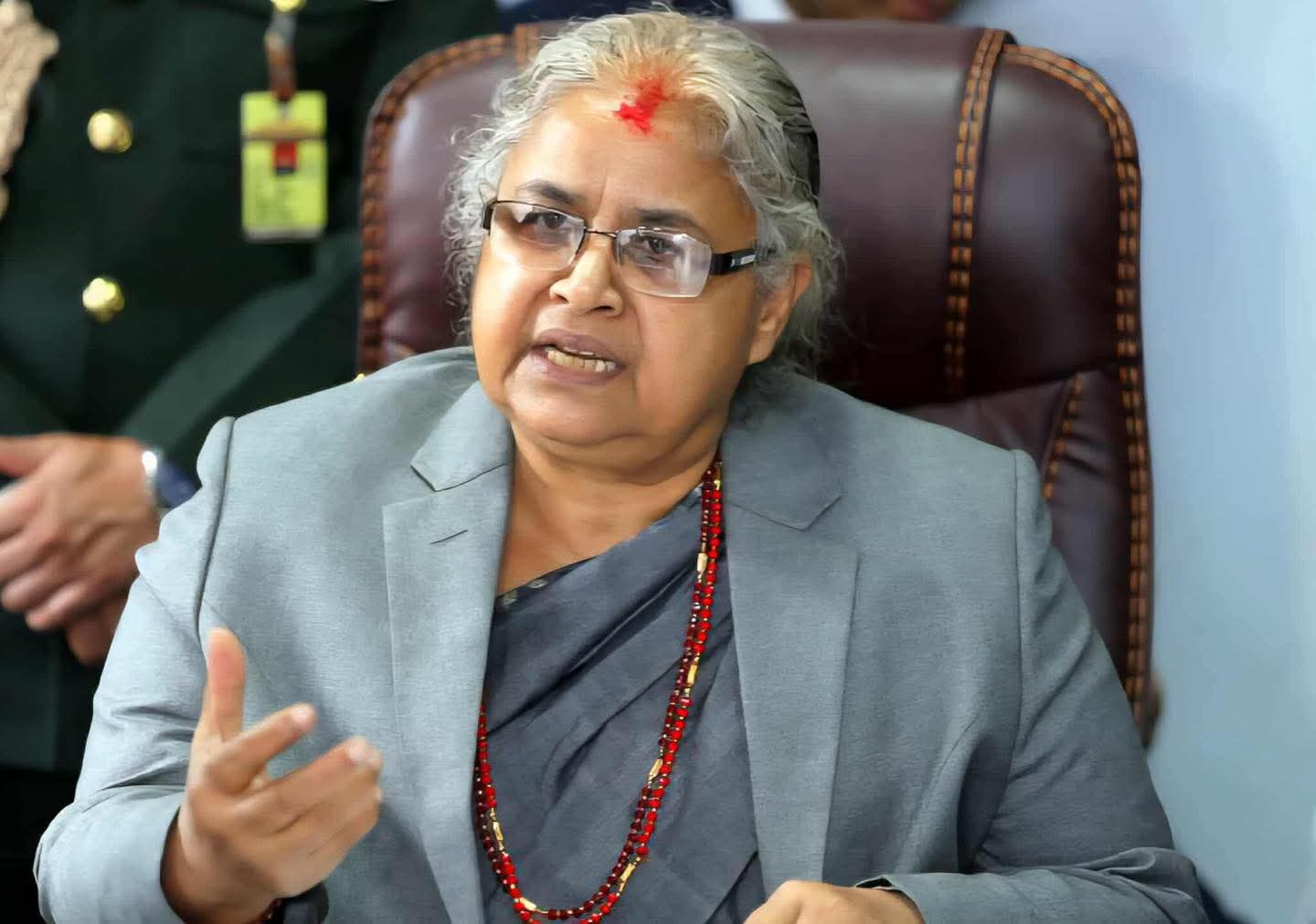 सुशीला कार्कीकाे मन्त्रिपरिषदमा ओेमप्रकाश अर्याल कानूनमन्त्री, कुलमान र सुधन पनि मन्त्री बन्दै