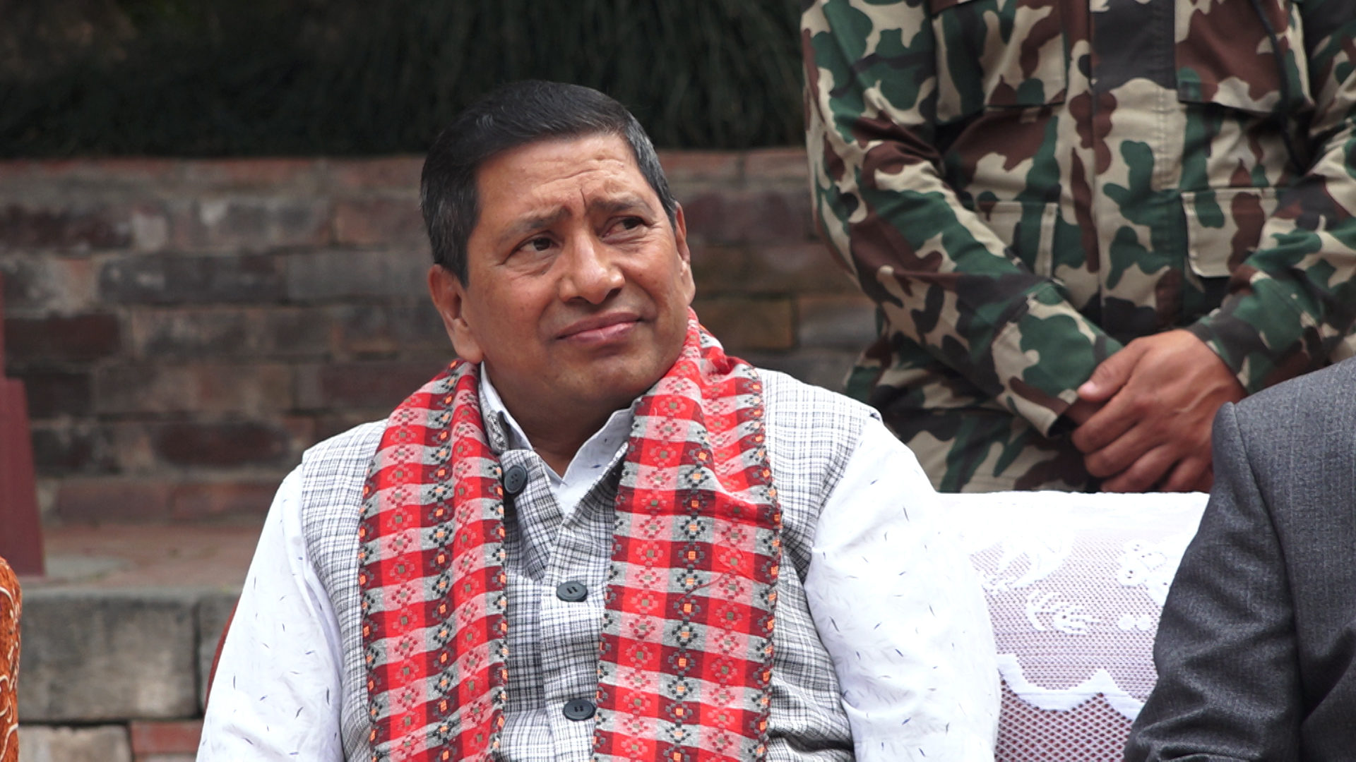 प्रधानमन्त्री कार्कीलाई उपाध्यक्ष श्रेष्ठका ६ सुझाव :घोषित मितिमा निर्वाचन गराउन दबाब