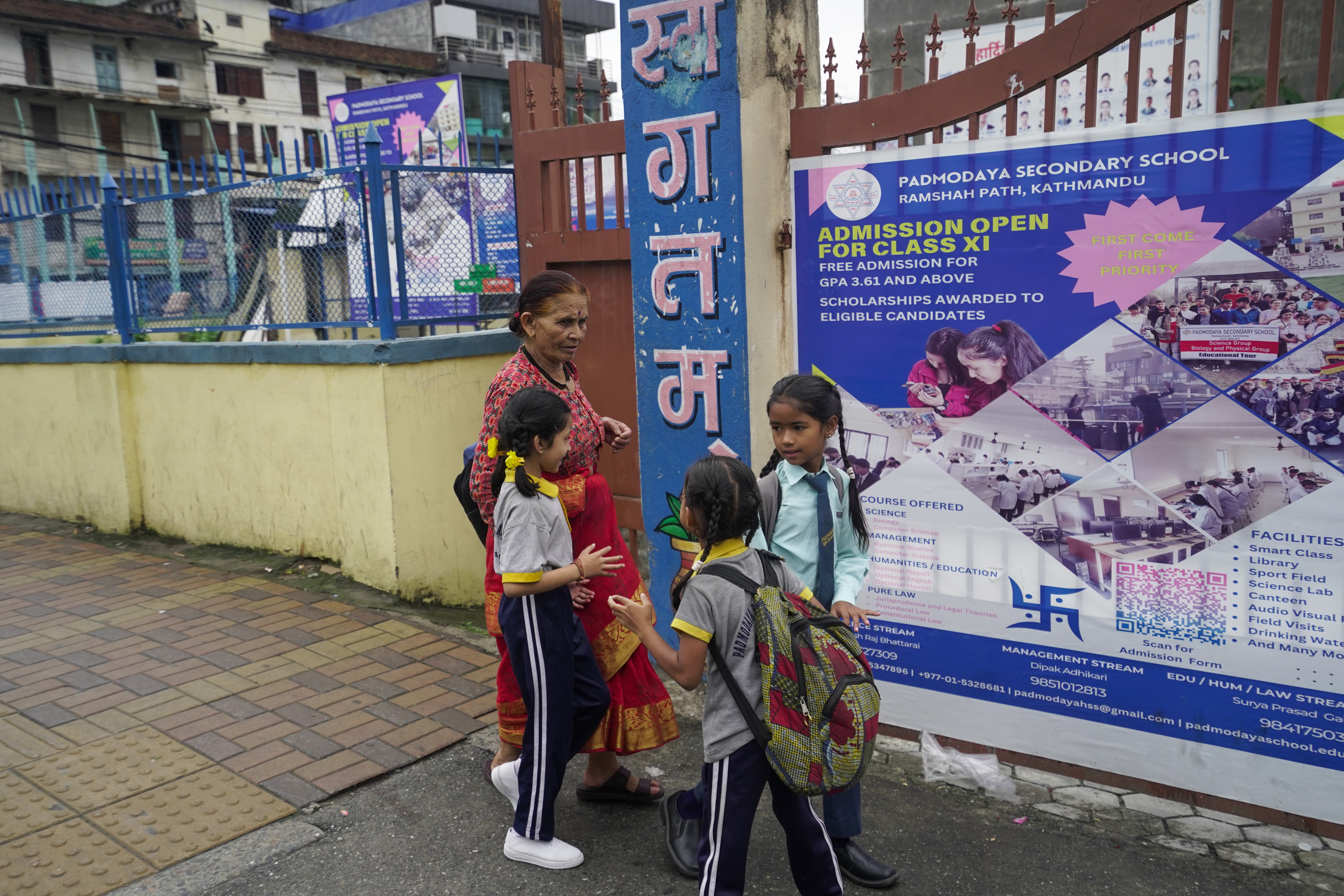काठमाडौं उपत्यकामा आजदेखि विद्यालयहरू पुनः सञ्चालनमा