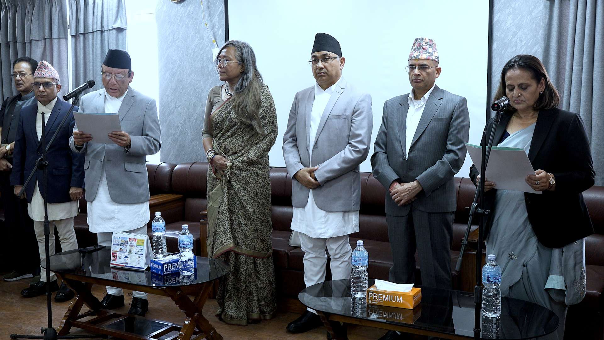 महान्यायाधिवक्ता भण्डारीले लिइन् पद तथा गोपनियताको सपथ