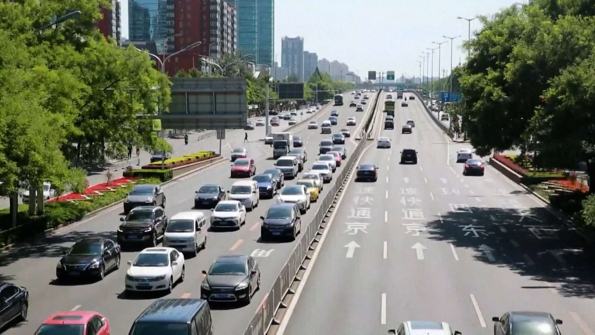 चीनले प्रयोगमा ल्यायो स्मार्ट ड्राइभिङ एवम मूल्याङ्कन प्रणाली 