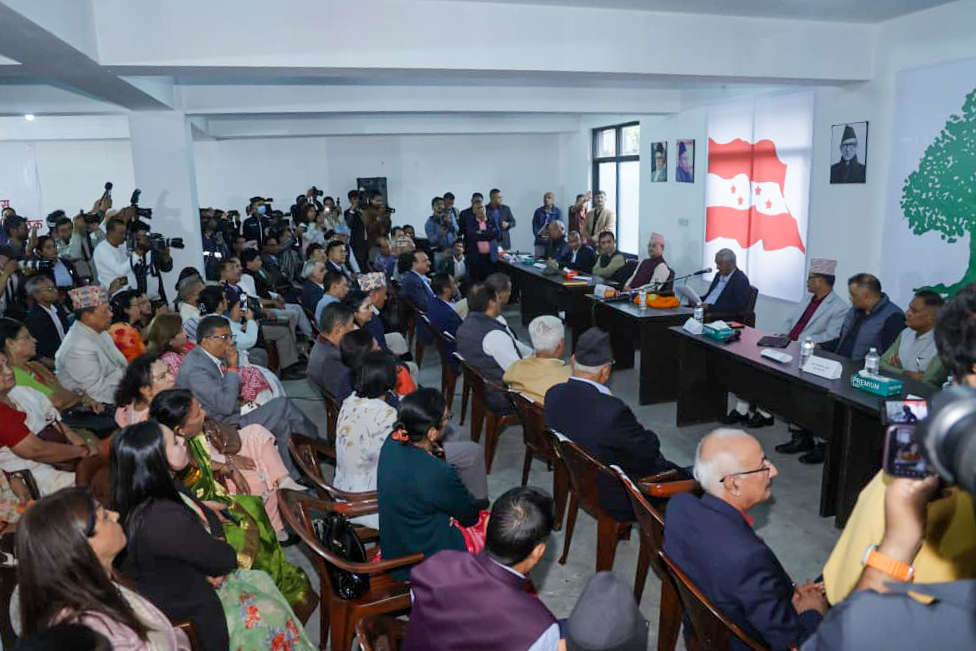 आज  कांग्रेस केन्द्रीय समितिको बैठक बस्दै