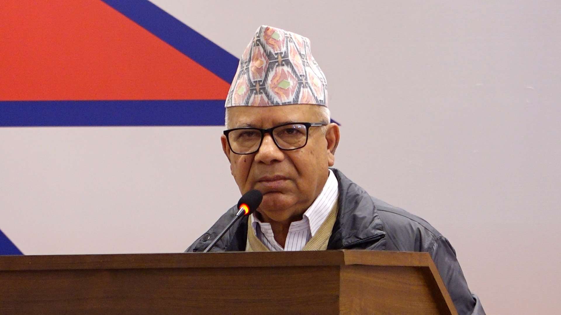 माधव नेपाल भन्छन् कम्युनिस्ट एकताको आवश्यकता छ तर स्पष्ट आधार बिना सम्भव छैन  माधव नेपाल भन्छन् कम्युनिस्ट एकताको आवश्यकता छ तर स्पष्ट आधार बिना सम्भव छैन