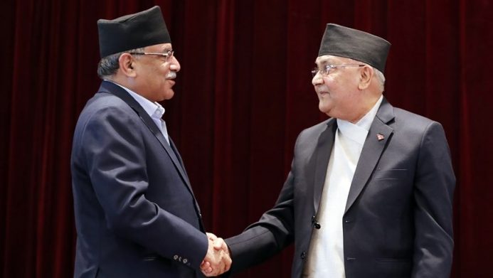 सरकारले प्रचण्ड र केपी शर्मा ओलीको सुरक्षामा खटिएका सुरक्षाकर्मी फिर्ता बोलायो
