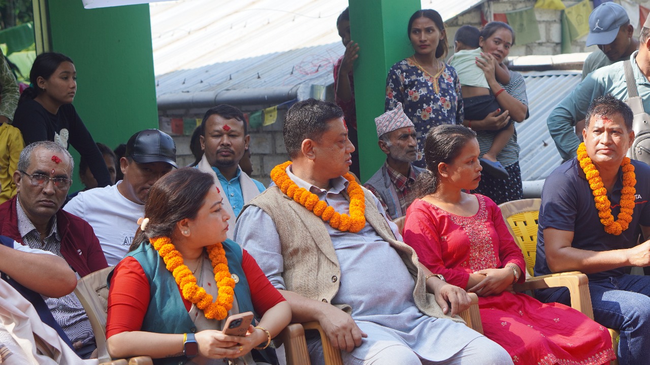 मुख्यमन्त्री बानियाँको नयाँ अभियान : सुनुवारलाई नयाँ घर हस्तान्तरण