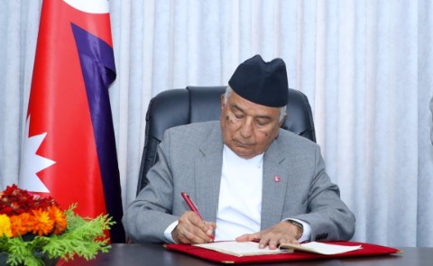 अस्पताल भर्ना भएका राष्ट्रपति डिस्चार्ज