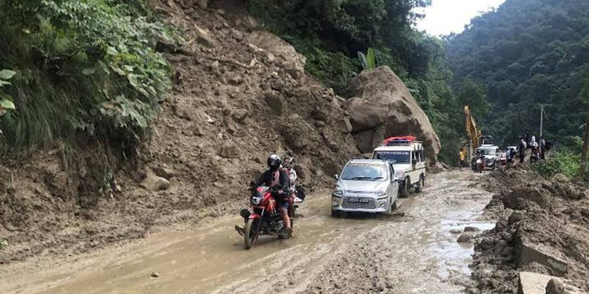 थप ५० रुग्ण ठेक्का तोड्न सार्वजनिक सूचना