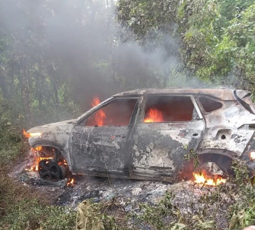 कारमा आगो लगाएर जङ्गलमा छोडियो, प्रहरीको अनुसन्धान सुरु