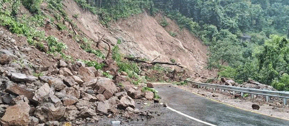 लगातार वर्षाले कान्तिलोकपथ ठप्प, वैकल्पिक बाटो प्रयोग गर्न आग्रह लगातार वर्षाले कान्तिलोकपथ ठप्प, वैकल्पिक बाटो प्रयोग गर्न आग्रह