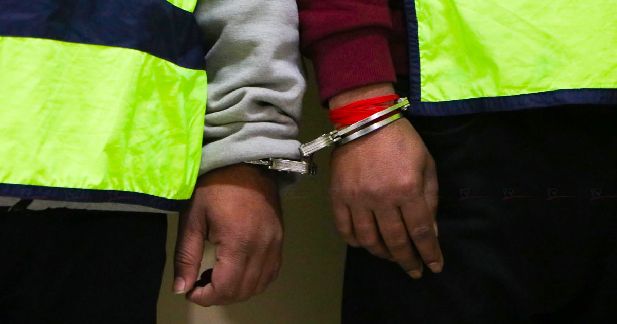 झुटो विवरण पेस गरी नागरिकता तथा राहदानी बनाएको अभियोगमा तीन जना पक्राउ झुटो विवरण पेस गरी नागरिकता तथा राहदानी बनाएको अभियोगमा तीन जना पक्राउ