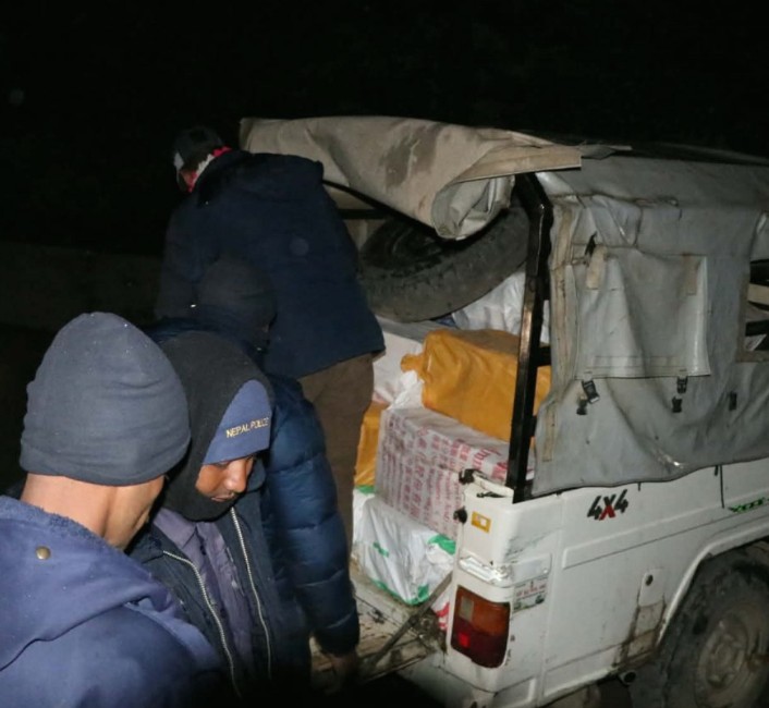 अवैध चिनियाँ मदिरा ३५१ काटुन बरामद अवैध चिनियाँ मदिरा ३५१ काटुन बरामद