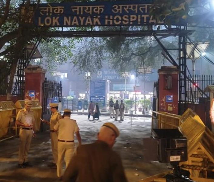 दिल्ली कार बम विस्फोटः मृतक संख्या १० पुग्यो