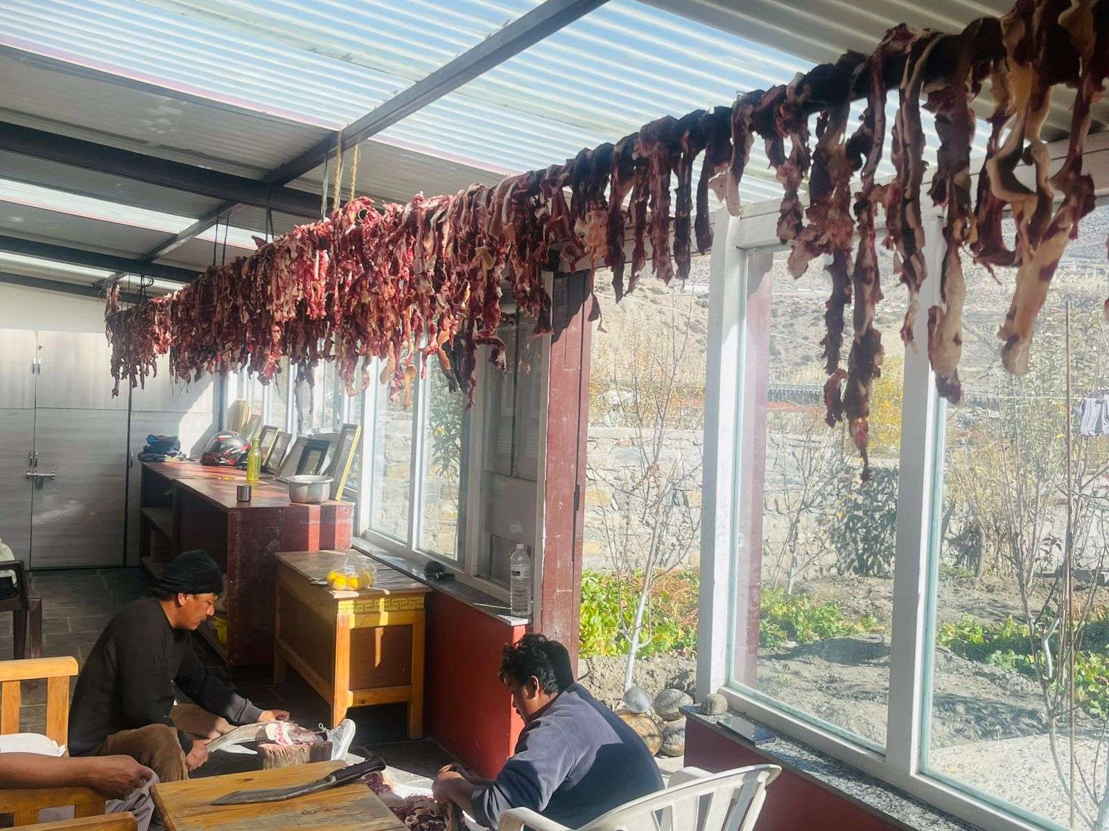 मुस्ताङमा सुरु भयो याकको सुकुटी बनाउने कार्य 