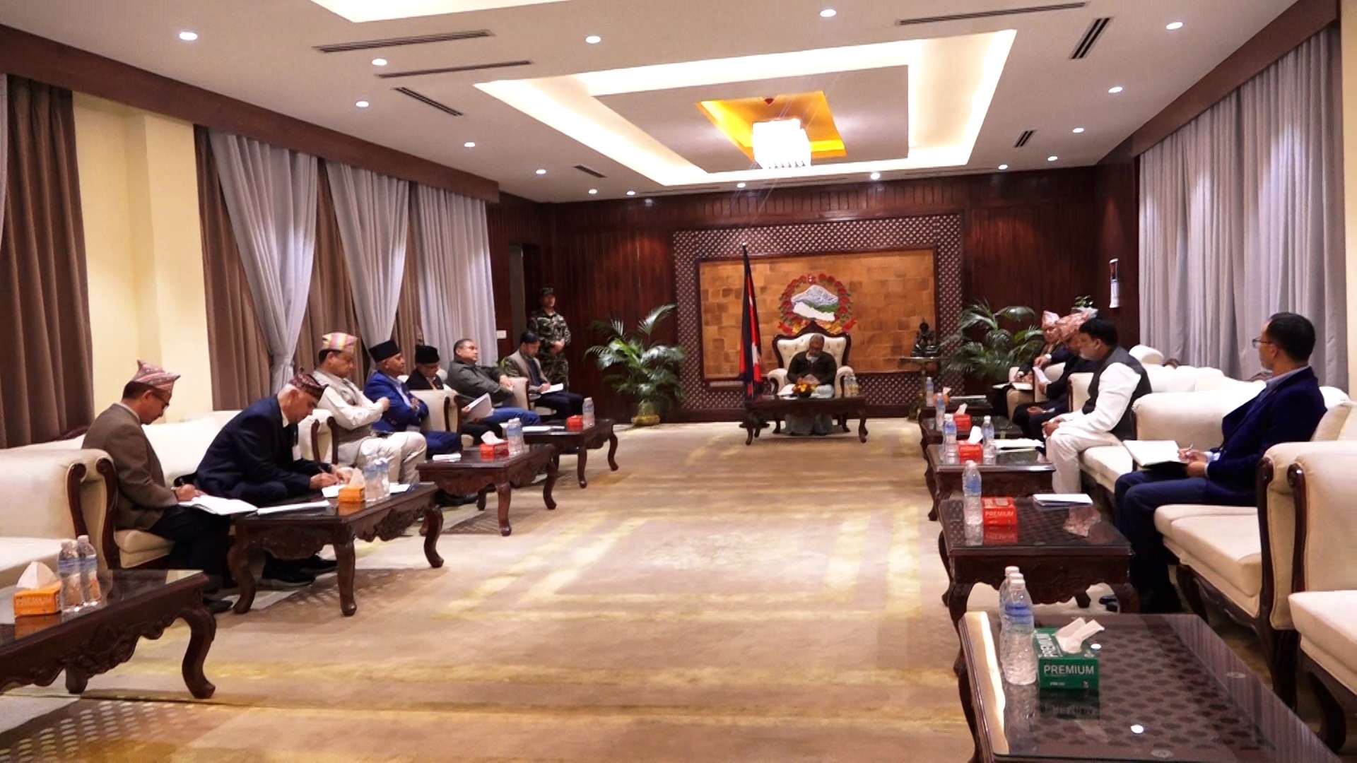 प्रदेशका मुख्यमन्त्रीहरूसँगको छलफलमा प्रधानमन्त्रीले भनिन् – ‘निर्वाचित सरकारबिनाको स्थायित्व सम्भव छैन ’