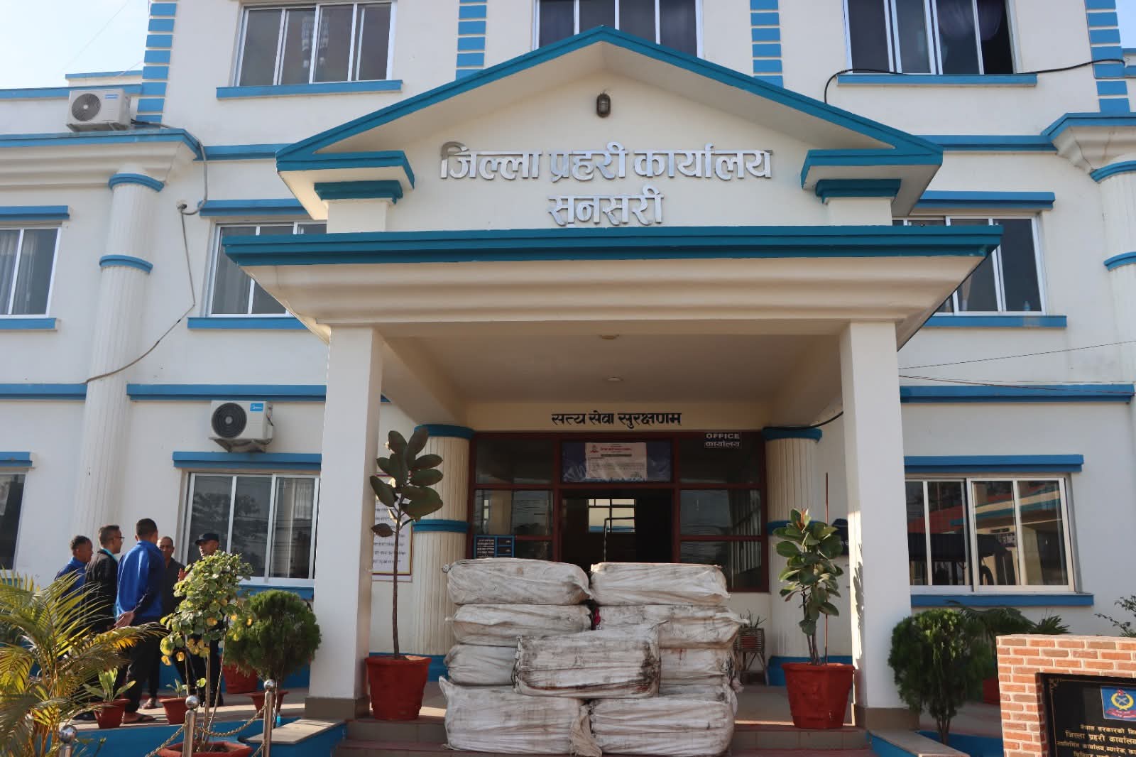 बेवारिसे अवस्थामा ५ सय ८७ किलो ग्राम गाँजा बरामद बेवारिसे अवस्थामा ५ सय ८७ किलो ग्राम गाँजा बरामद