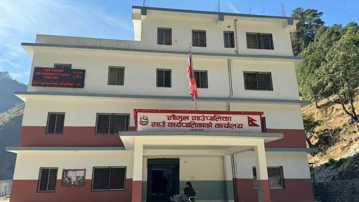 बाजुराको गौमुल गाउँपालिकाले पालिकाका नागरिकलाई आयोडिनयुक्त नुन वितरण गर्ने