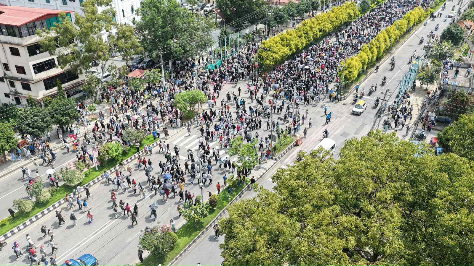 जेनजी आन्दोलनका नौ घाइतेले लिए राहत र परिचयपत्र जेनजी आन्दोलनका नौ घाइतेले लिए राहत र परिचयपत्र