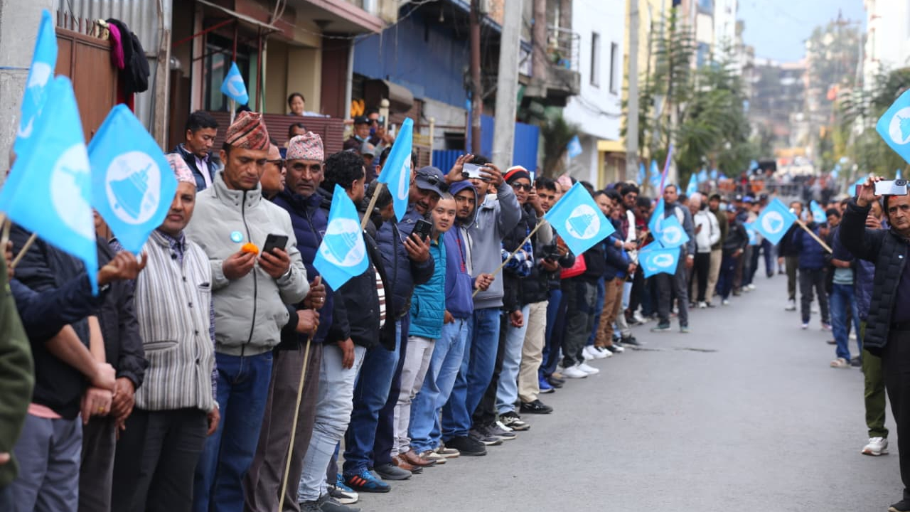 २६१ दिनपछि पार्टी कार्यालयमा रवि लामिछाने