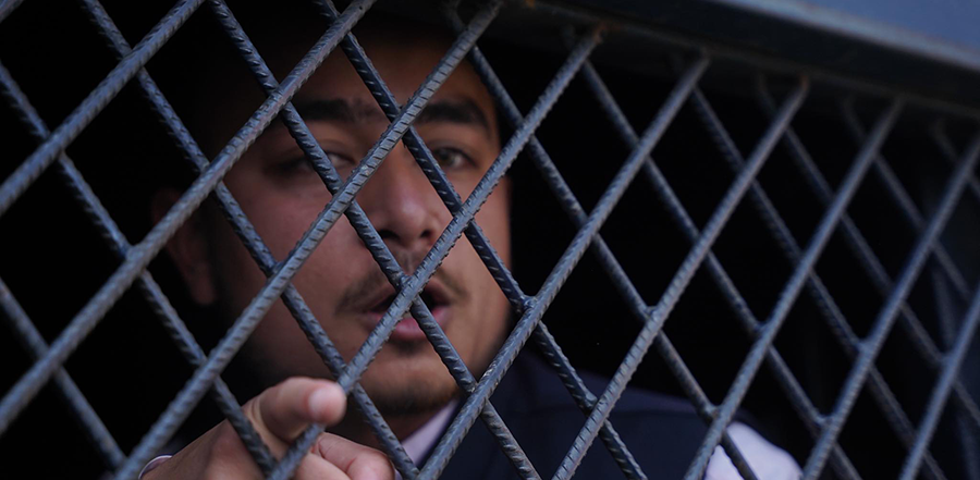 माइतीघरबाट पक्राउ परेका युवाहरुलाई प्रहरीले छोड्यो माइतीघरबाट पक्राउ परेका युवाहरुलाई प्रहरीले छोड्यो