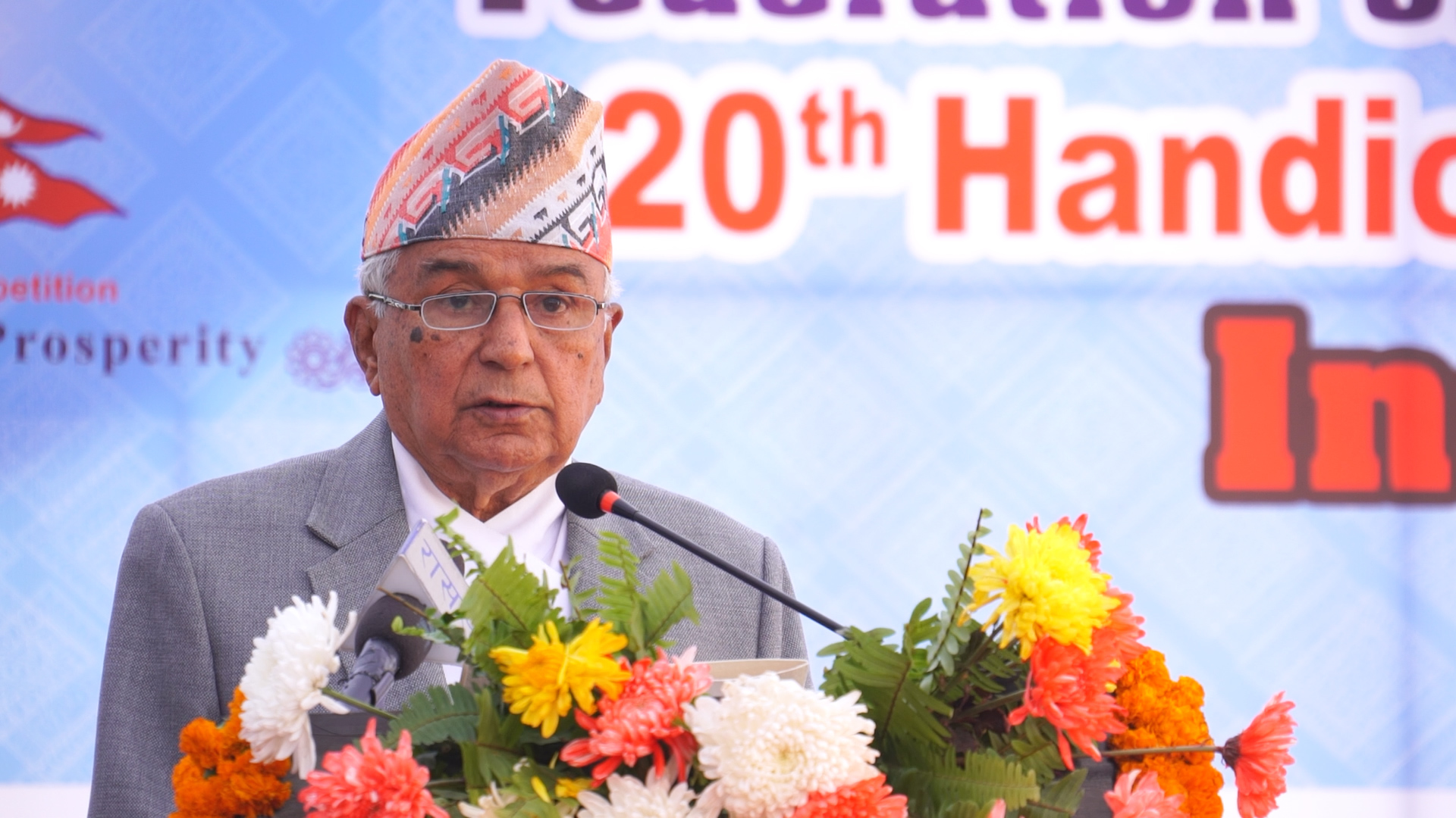 क्रिसमसले सामाजिक सद्भाव र सहिष्णुतालाई बलियो बनाओस्ः राष्ट्रपति पौडेल