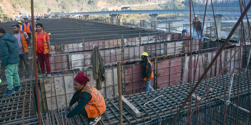 चार लेनको मादी पुल अन्तिम चरणमा चार लेनको मादी पुल अन्तिम चरणमा