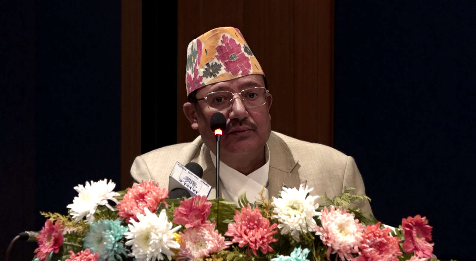 निर्वाचनमा सुरक्षाको विषयलाई लिएर सरकार असाध्यै सचेत छः प्रमुख आयुक्त भण्डारी निर्वाचनमा सुरक्षाको विषयलाई लिएर सरकार असाध्यै सचेत छः प्रमुख आयुक्त भण्डारी