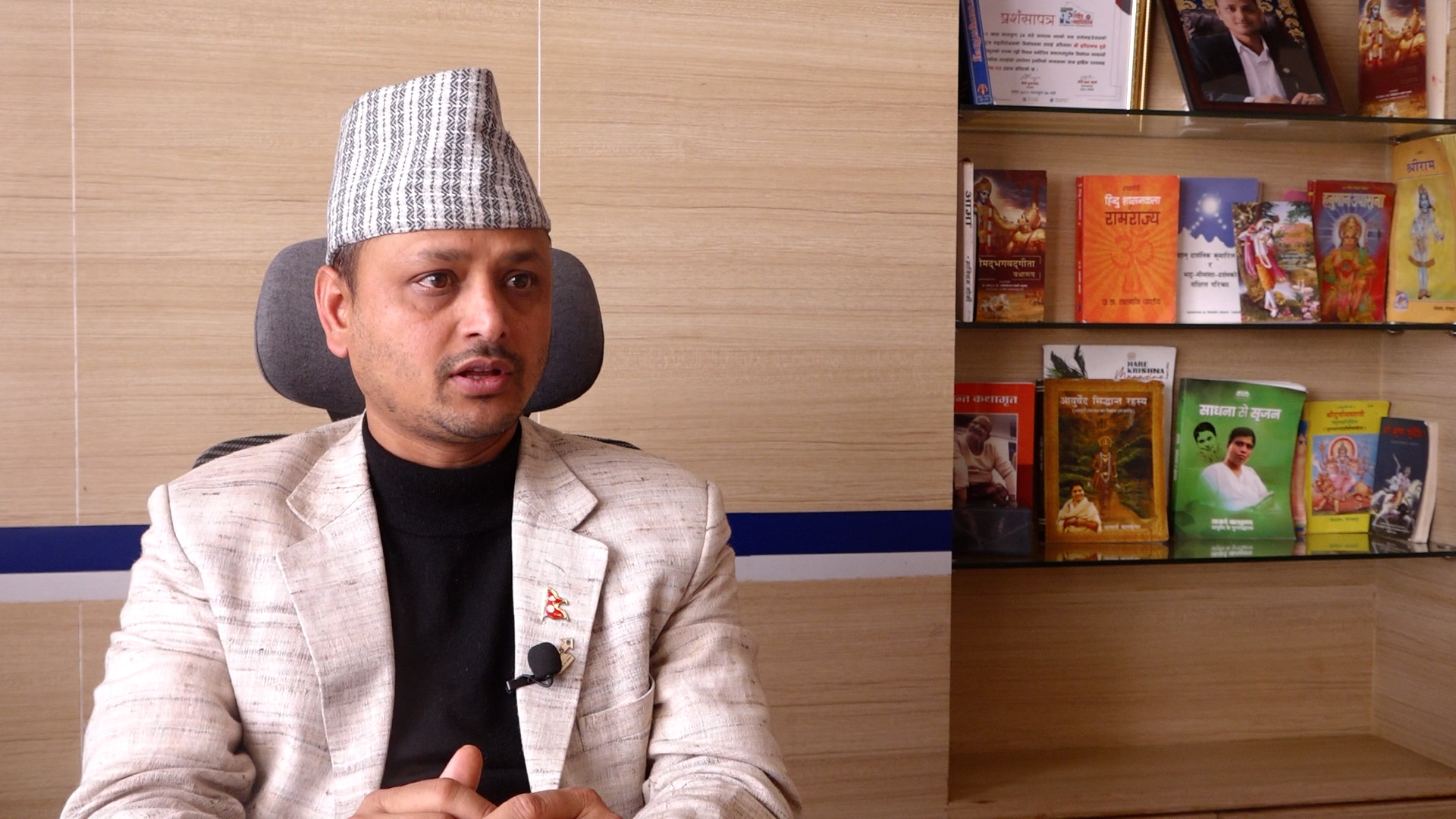 हरिप्रसाद डुम्रे भन्छन् विदेश गएका युवालाई स्वदेश फर्काउन सीप आवश्यक पर्छ 