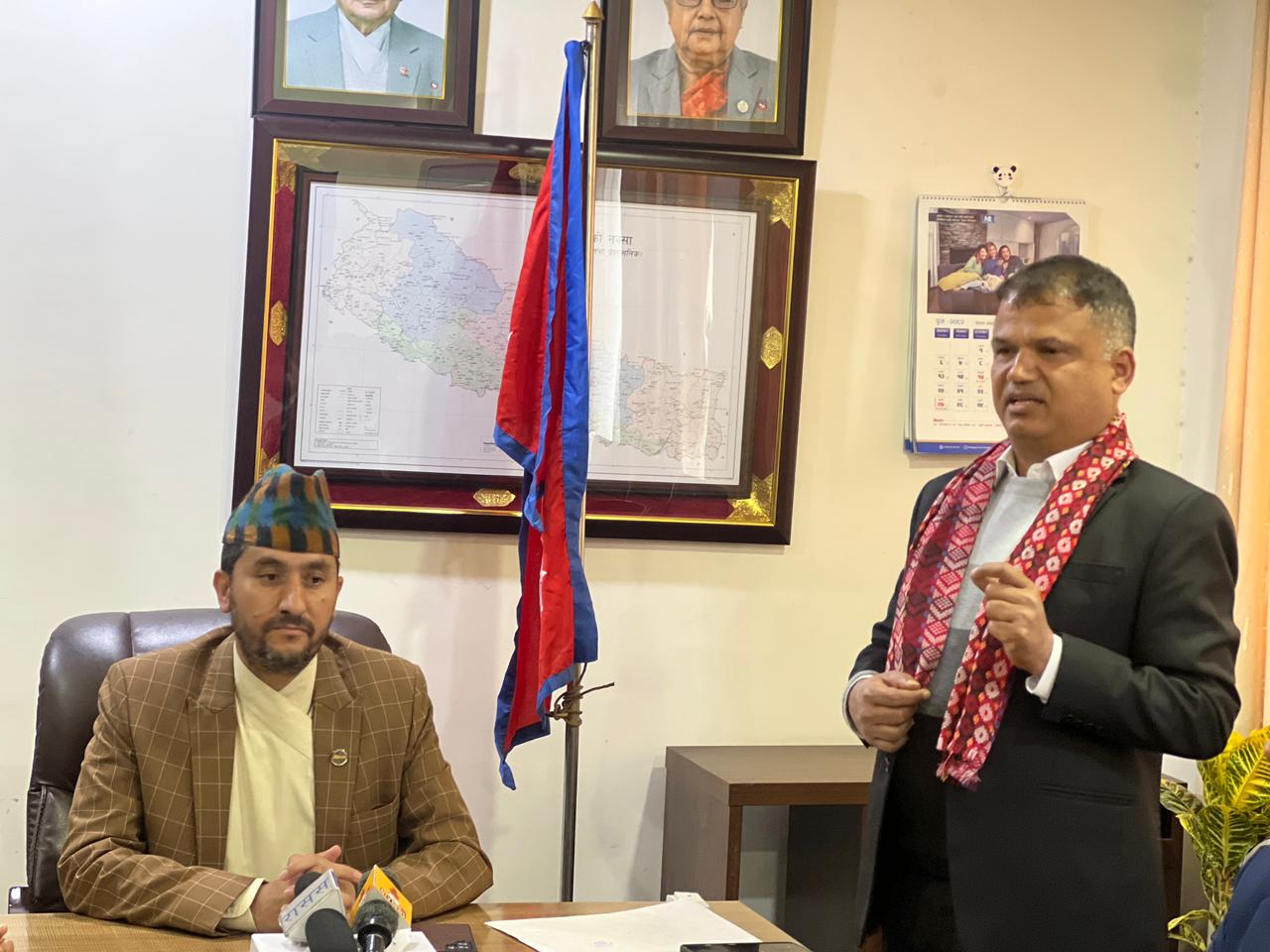 सञ्चारमन्त्रीद्वारा देश र जनताको हितमा काम गर्न गोरखापत्र नेतृत्वलाई निर्देशन सञ्चारमन्त्रीद्वारा देश र जनताको हितमा काम गर्न गोरखापत्र नेतृत्वलाई निर्देशन