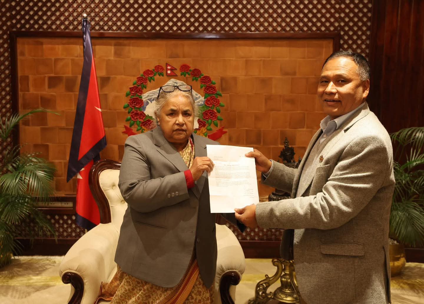 ऊर्जा, भौतिक तथा सहरी विकास मन्त्री कुलमान घिसिङको राजीनामा ऊर्जा, भौतिक तथा सहरी विकास मन्त्री कुलमान घिसिङको राजीनामा