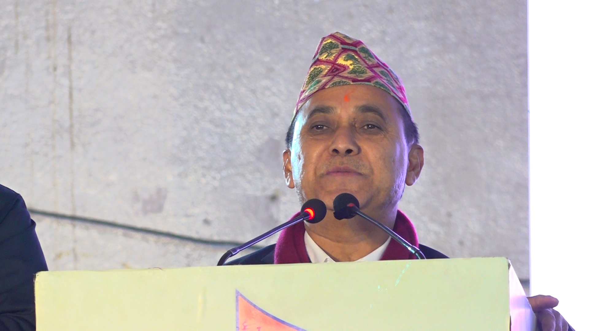 निष्कासनमा परेका महामन्त्री शर्मा भन्छन्– महामन्त्रीको पद बिहानै त्यागिसके निष्कासनमा परेका महामन्त्री शर्मा भन्छन्– महामन्त्रीको पद बिहानै त्यागिसके