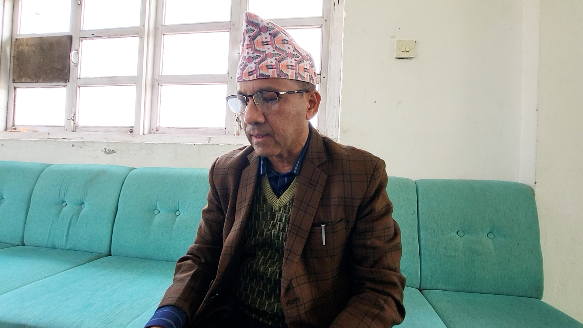 धनुषाको कुन निर्वाचन क्षेत्रमा कति उम्मेदवार ?