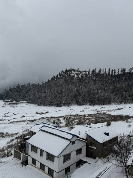 देशका पश्चिमी भू–भागमा हिमपात र वर्षा, मुगुमा हिउँ पन्छाउने चटारो