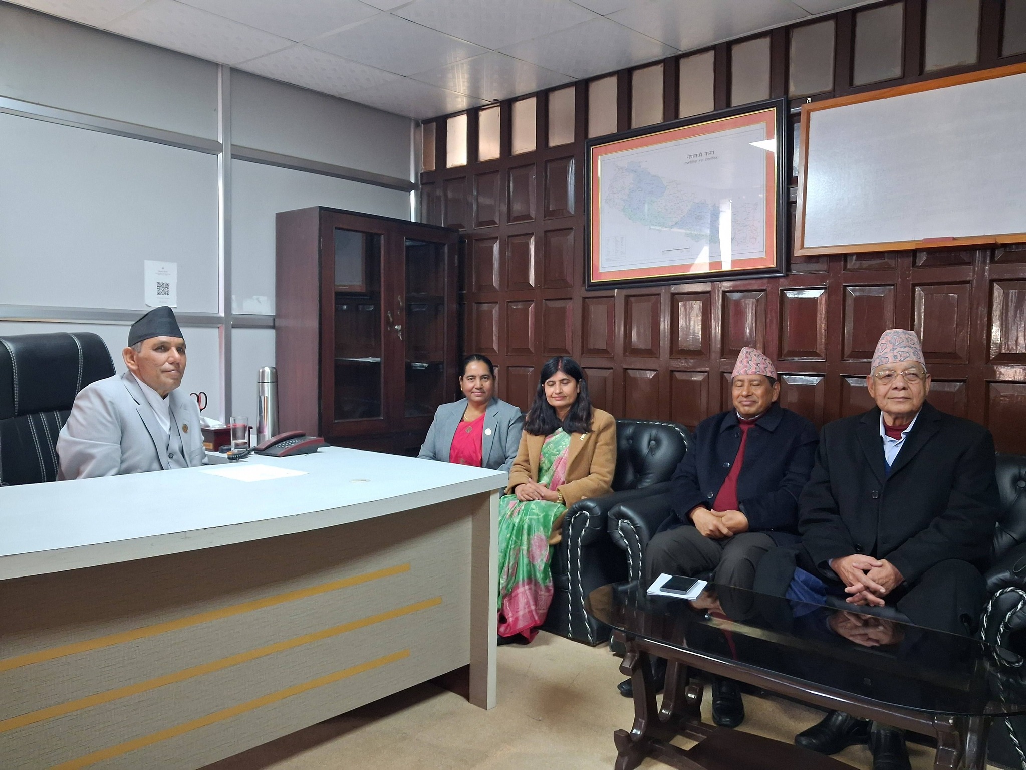 राष्ट्रिय सभाबाट तीन जनाले राजीनामा  दिए 