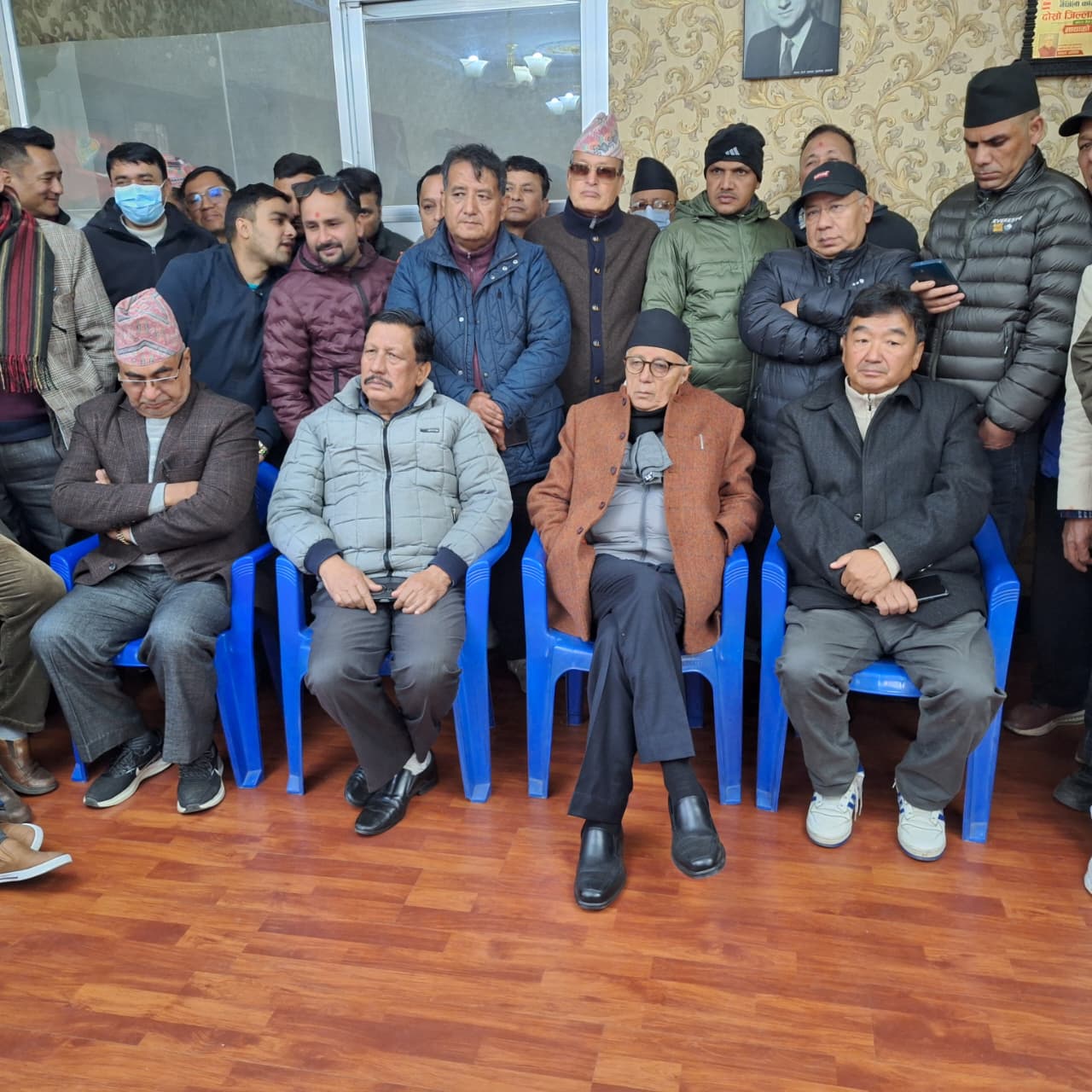 विशेष महाधिवेशन केन्द्रीय समितले आब्हान गर्नुपर्छः डा.शेखर कोइराला