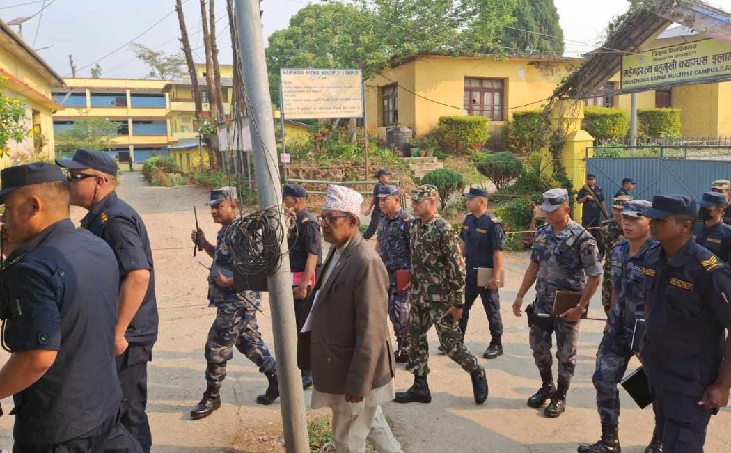 सुरक्षा निकायका टोलीद्वारा मतदानस्थलको अनुगमन