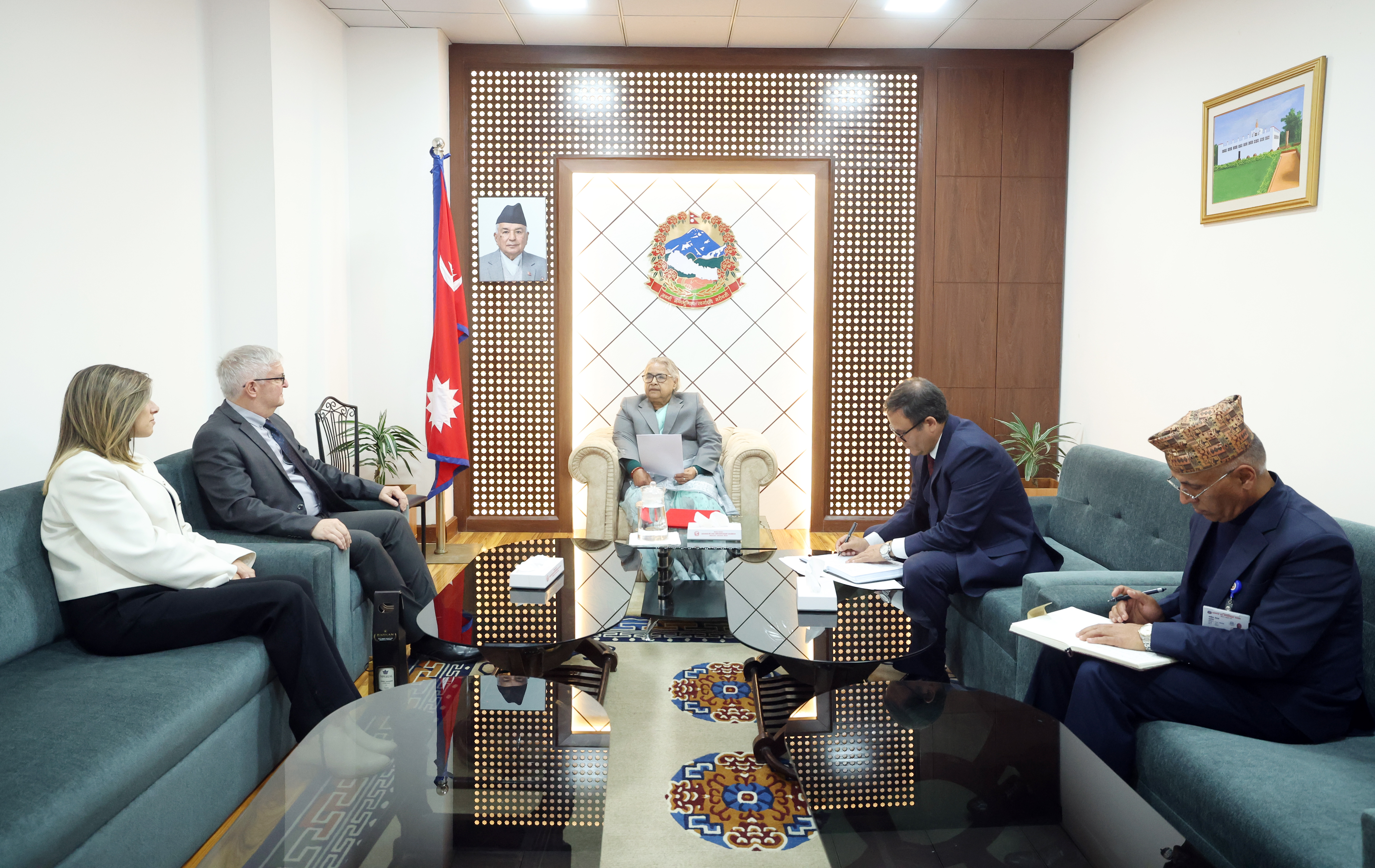 प्रधानमन्त्री कार्की र इजरायली राजदूतबीच शिष्टाचार भेट प्रधानमन्त्री कार्की र इजरायली राजदूतबीच शिष्टाचार भेट